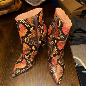 Steve Madden Harli Boots 6.5 Brown Snake Ankle Booties Mob Wife Dark Romantic